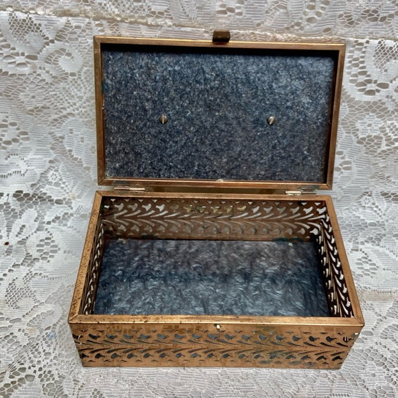 Vintage, Pierced Copper Tone Metal and Gray Lucite Boxy Purse- 8in x4.5 x 3.5in - Picture 6 of 12